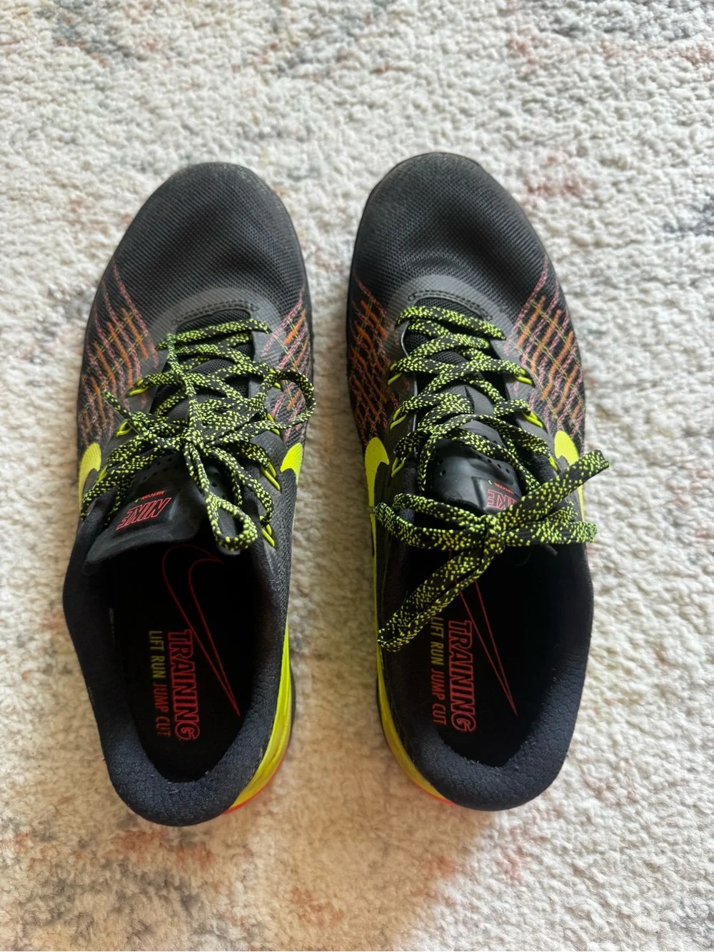 Nike Men’s Black Athletic Shoes with Neon Yellow Accents
